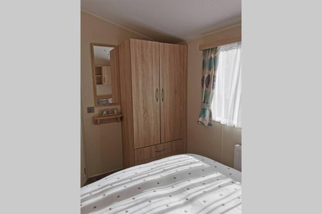 8 Sleep Chalet At Newquay Away Resorts Nb160 Exterior foto