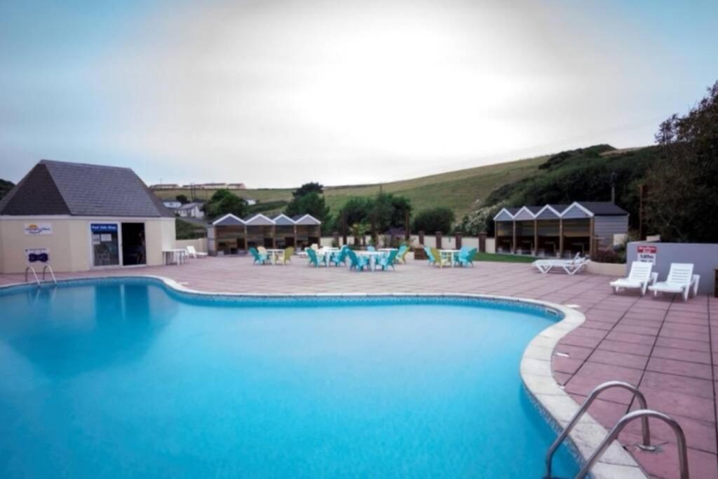8 Sleep Chalet At Newquay Away Resorts Nb160 Exterior foto